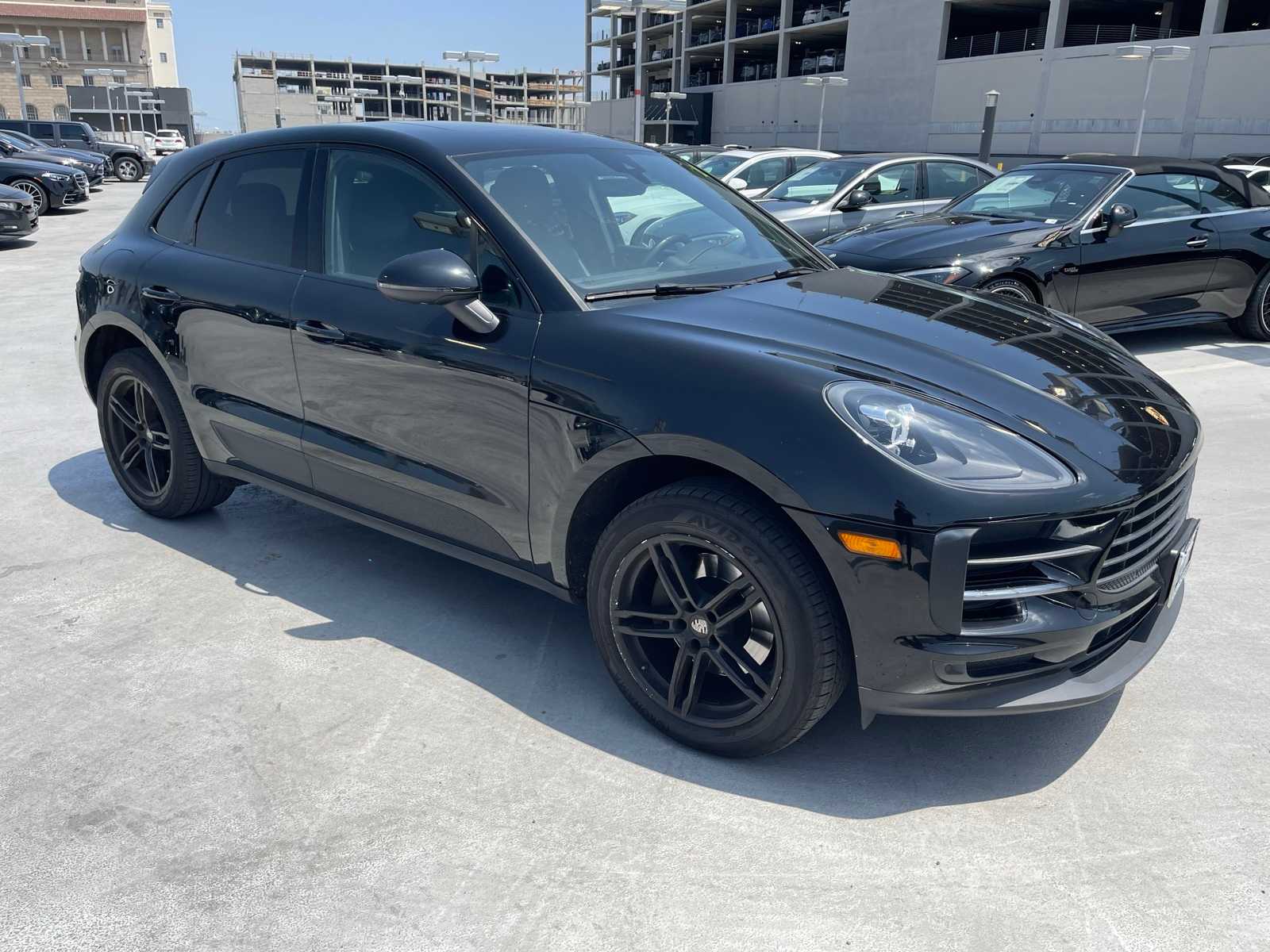 Thumbnail: 2020 Porsche Macan - 4