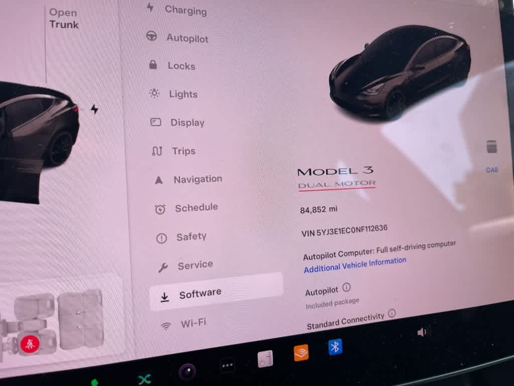 Thumbnail: 2022 Tesla Model 3 - 7