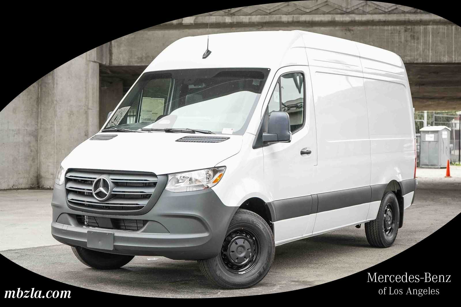 Thumbnail: 2026 Mercedes-Benz Sprinter - 1