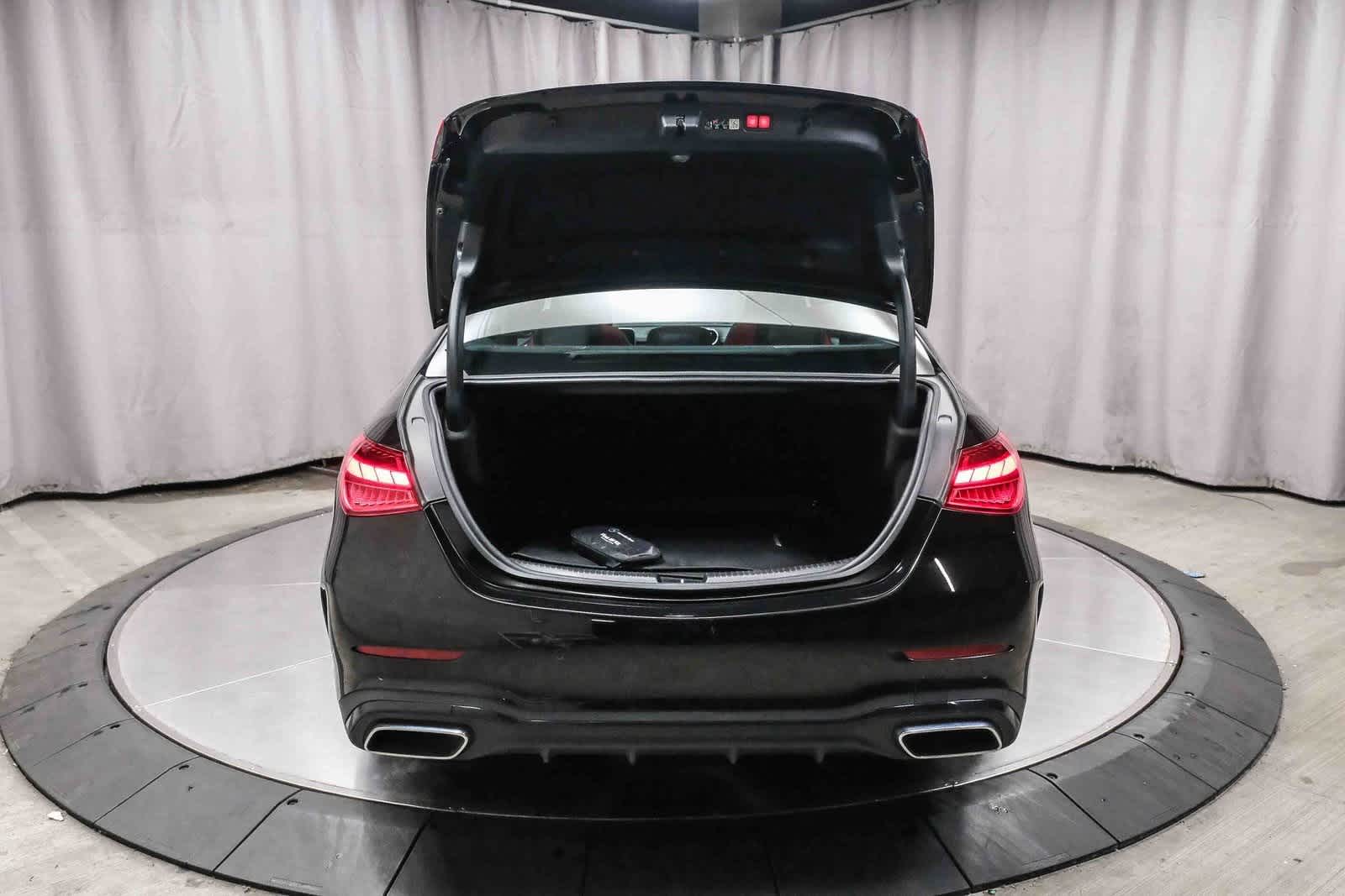 Thumbnail: 2024 Mercedes-Benz C-Class - 24