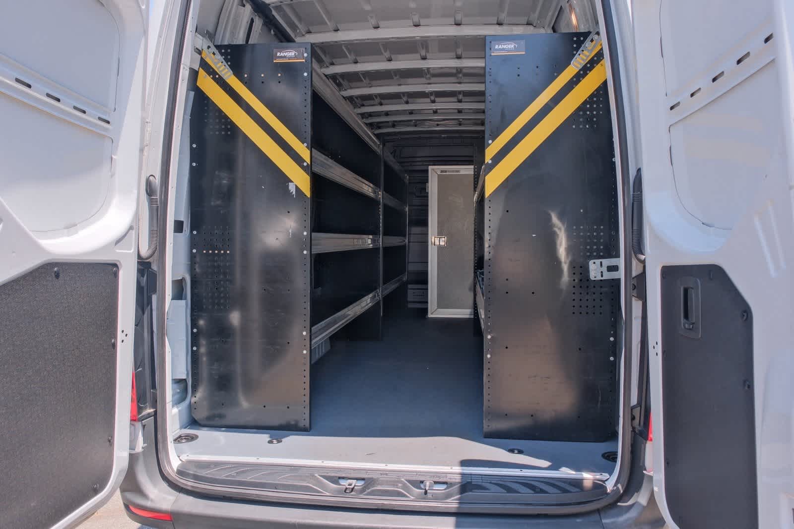 Thumbnail: 2022 Mercedes-Benz Sprinter - 23