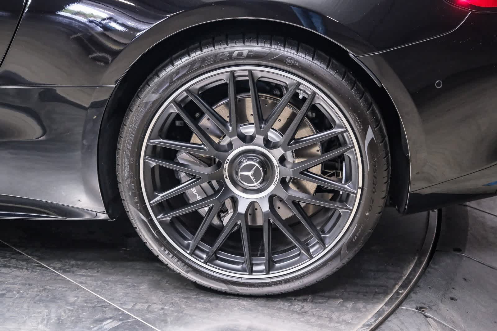 Thumbnail: 2026 Mercedes-Benz AMG GT - 9