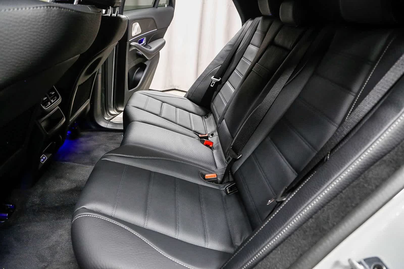 Thumbnail: 2026 Mercedes-Benz GLE - 18