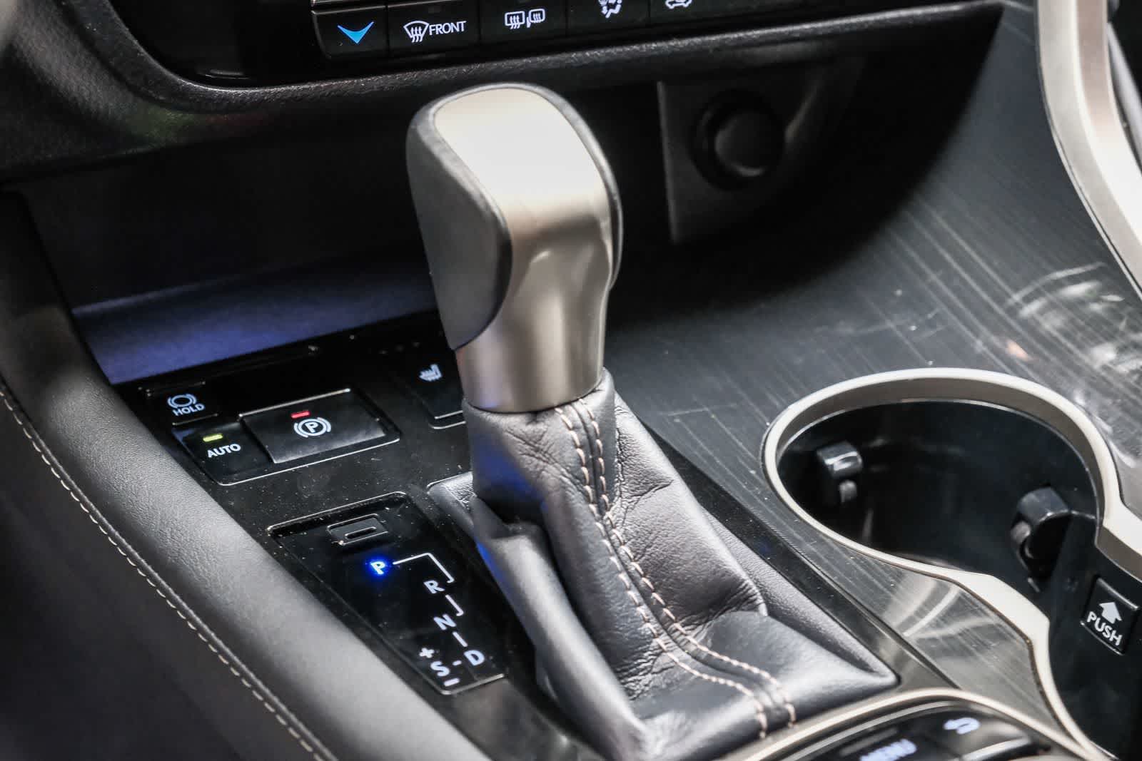 Thumbnail: 2016 Lexus RX - 15