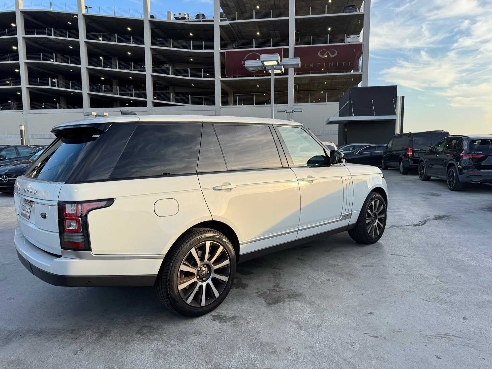 Thumbnail: 2017 Land Rover Range Rover - 2