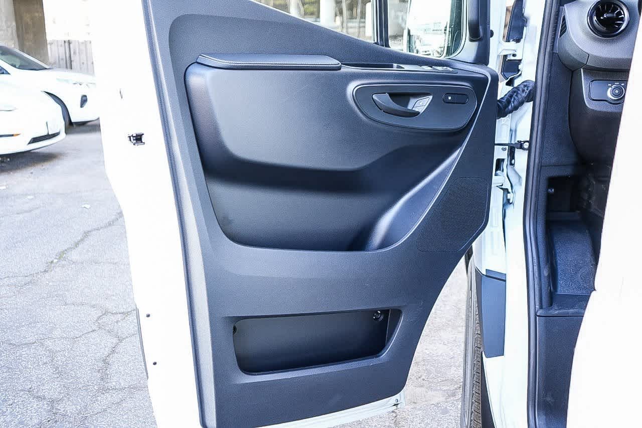 Thumbnail: 2026 Mercedes-Benz Sprinter - 19