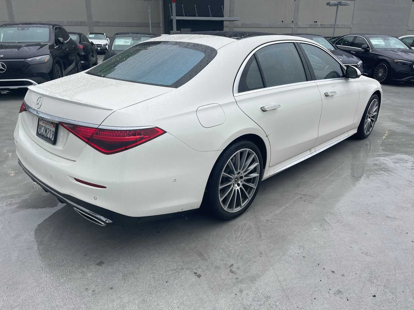 Thumbnail: 2022 Mercedes-Benz S-Class - 6