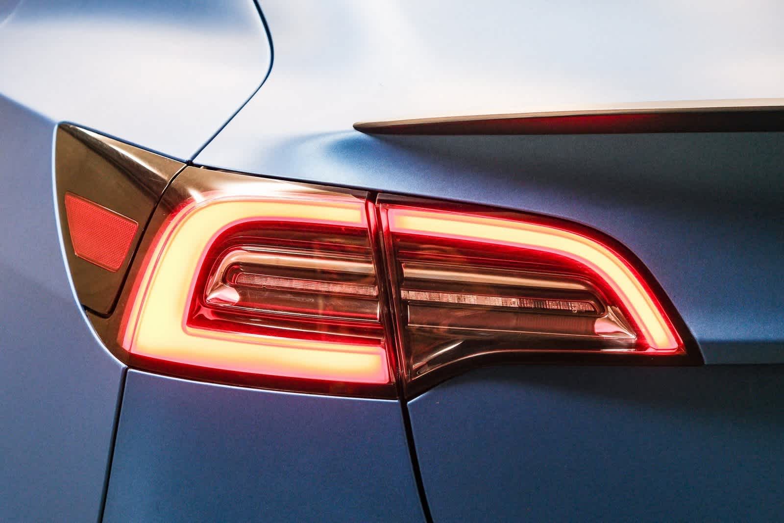 Thumbnail: 2021 Tesla Model 3 - 7