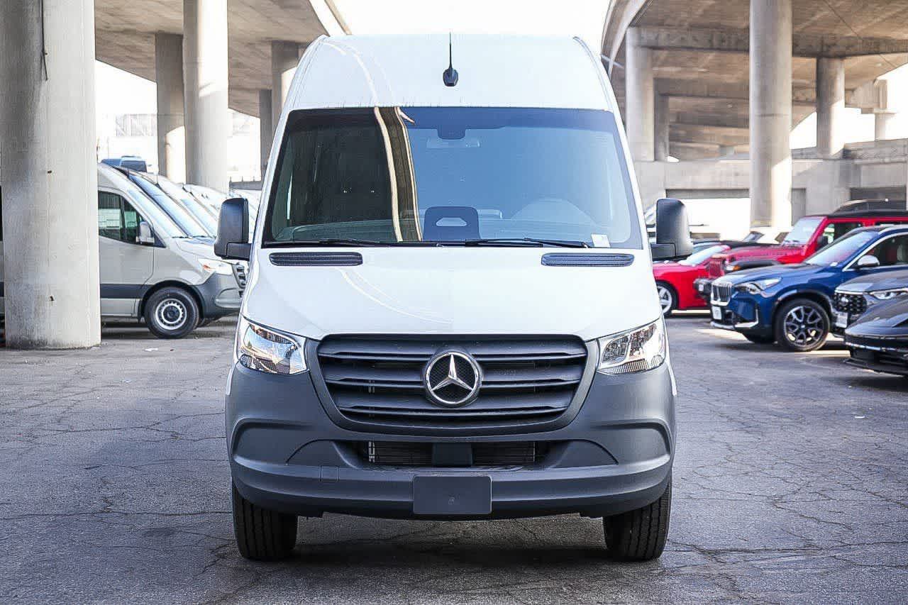 Thumbnail: 2026 Mercedes-Benz Sprinter - 2