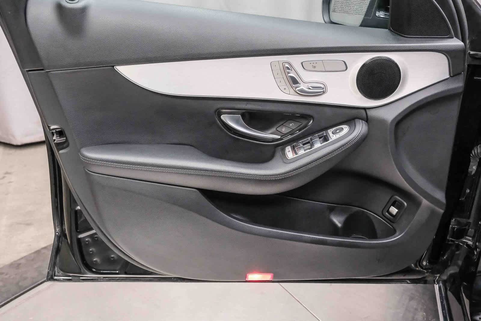 Thumbnail: 2021 Mercedes-Benz C-Class - 23