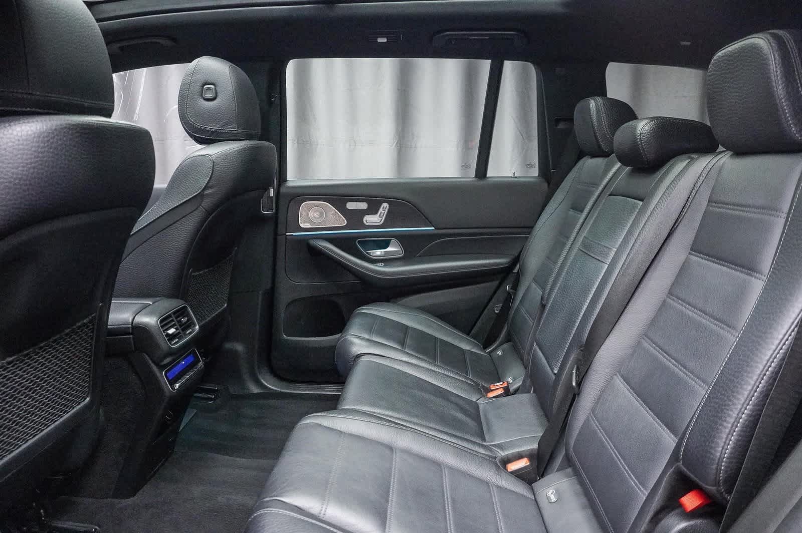 2022 Mercedes-Benz GLS 450 4MATIC 17