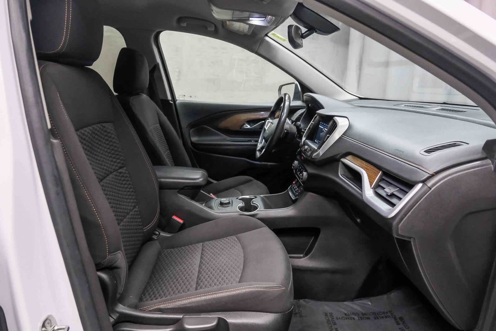 Thumbnail: 2018 GMC Terrain - 17