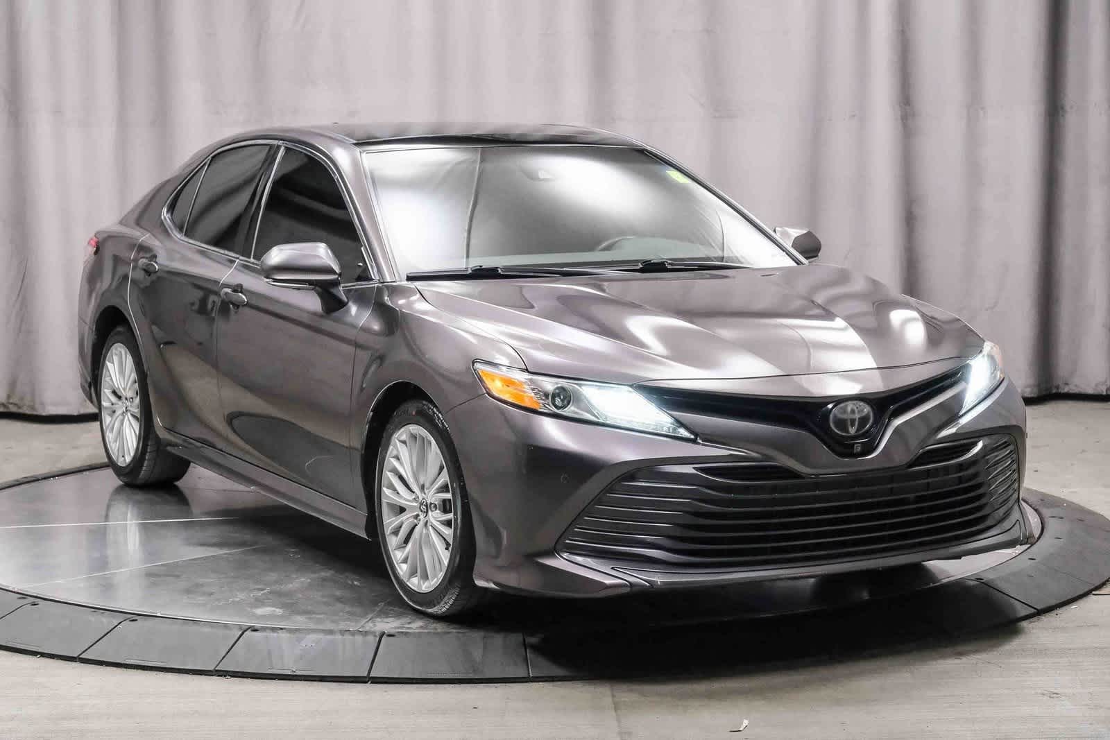 Thumbnail: 2019 Toyota Camry - 5