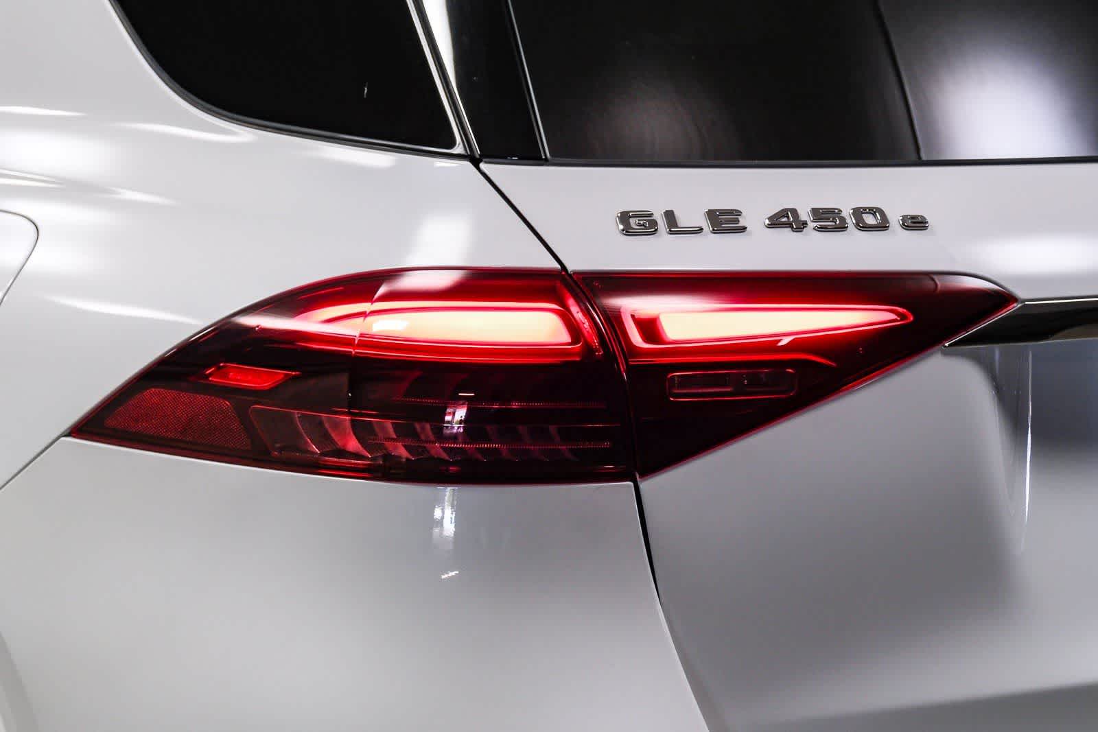 Thumbnail: 2026 Mercedes-Benz GLE - 7