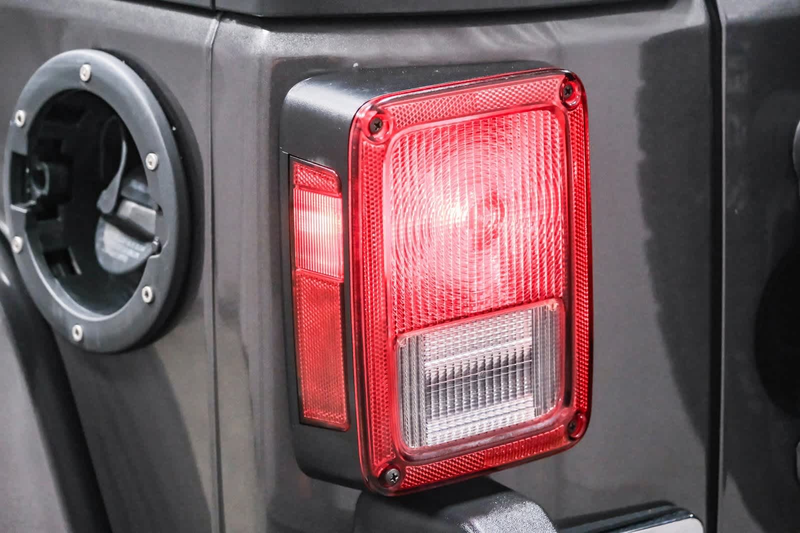 Thumbnail: 2018 Jeep Wrangler - 4