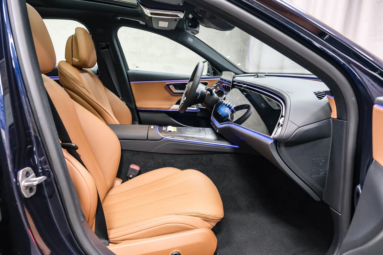 Thumbnail: 2026 Mercedes-Benz E-Class - 16