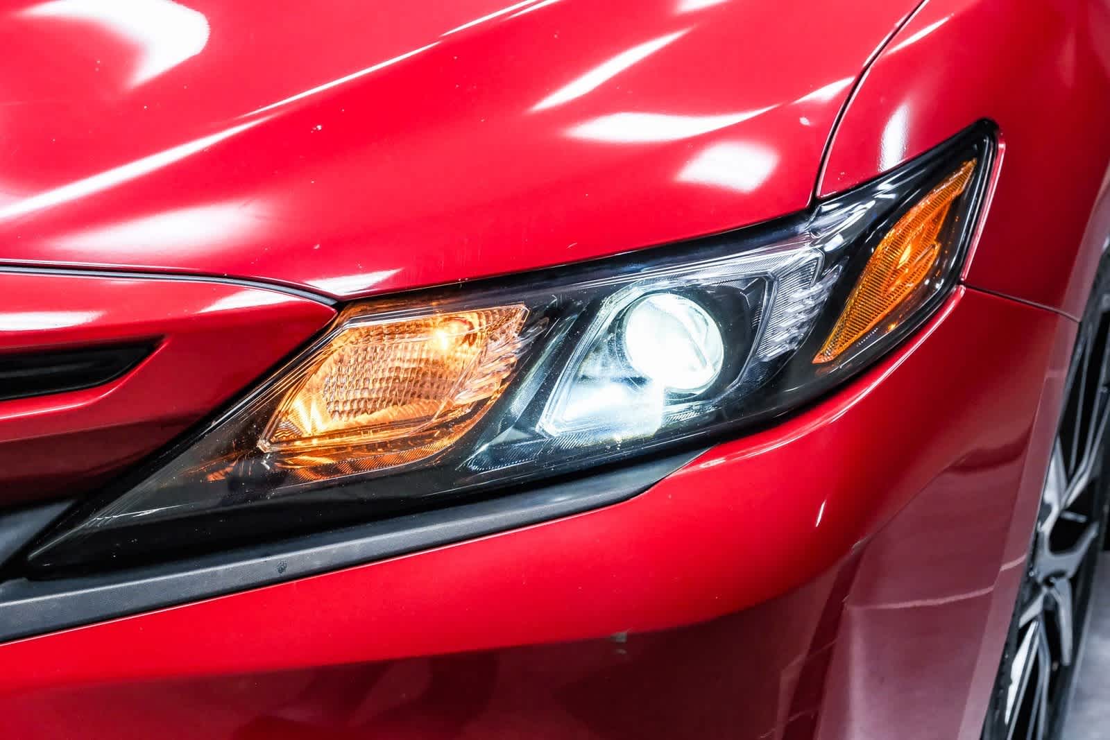 Thumbnail: 2022 Toyota Camry - 11