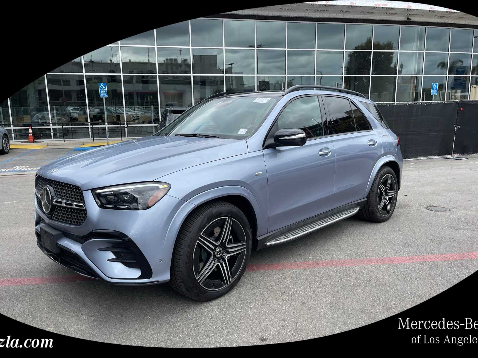 Thumbnail: 2025 Mercedes-Benz GLE - 1