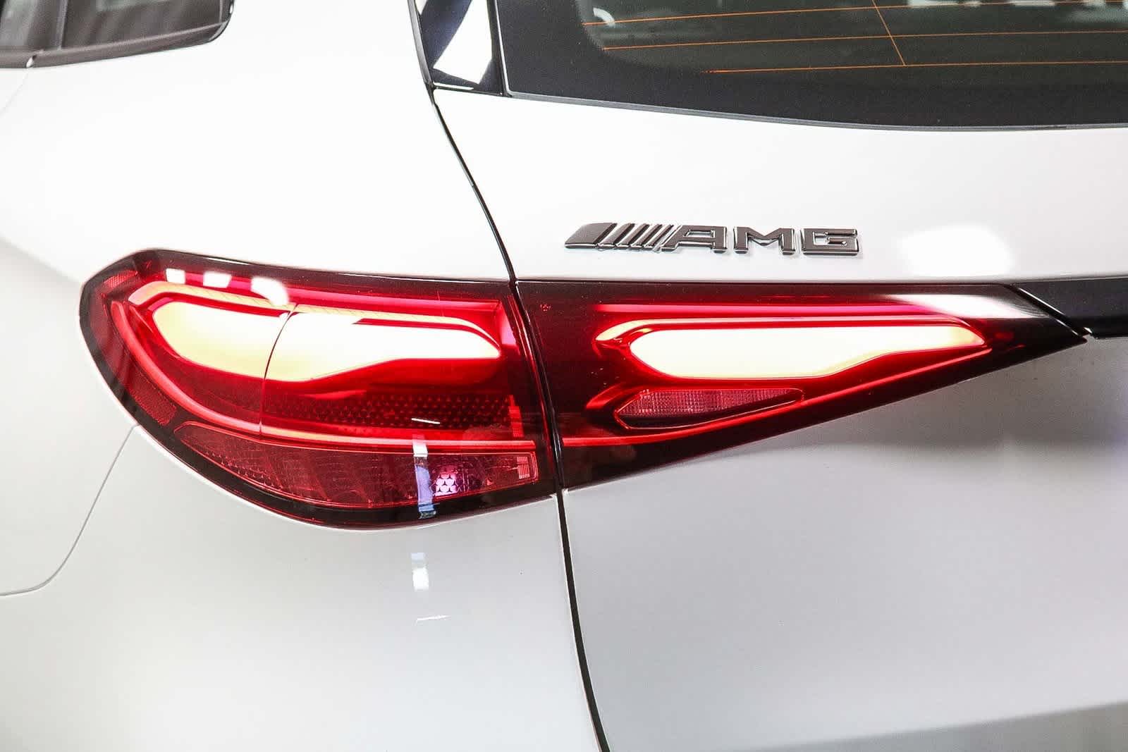 Thumbnail: 2026 Mercedes-Benz GLC - 9