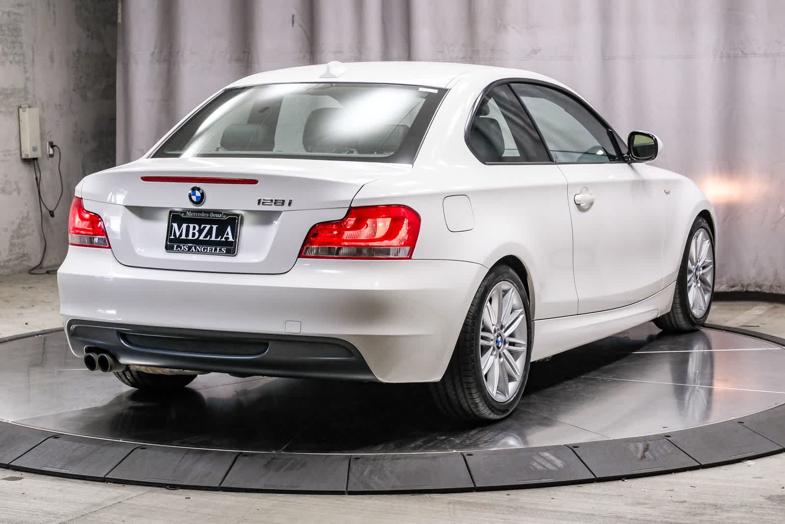 Thumbnail: 2012 BMW 1 Series - 4