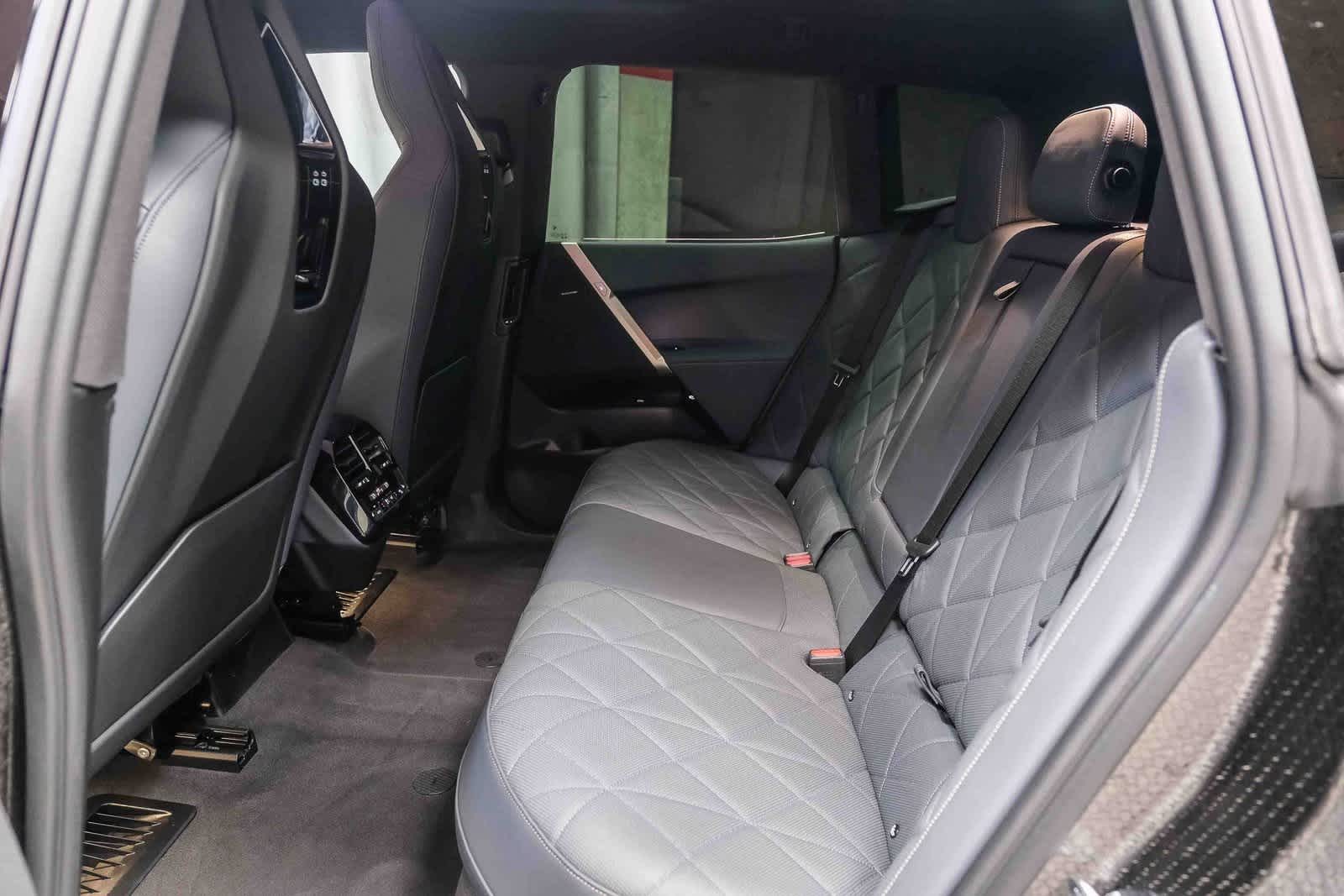 Thumbnail: 2023 BMW iX - 14