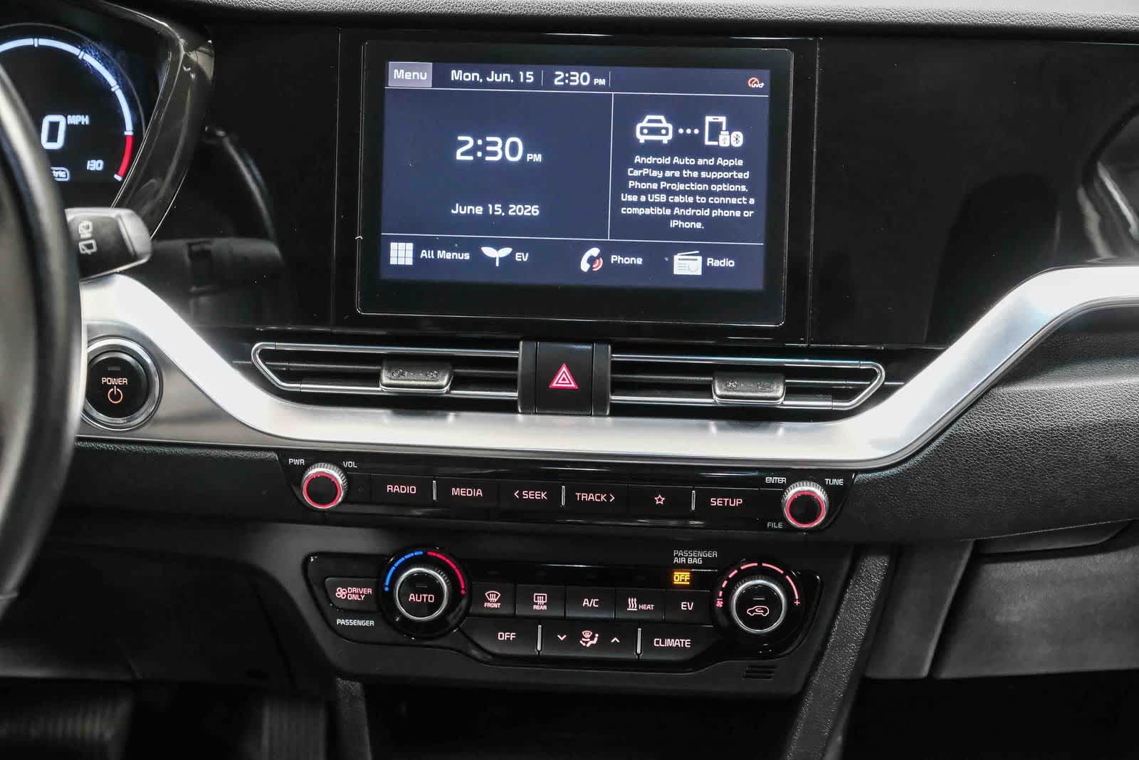 Thumbnail: 2020 Kia Niro - 16