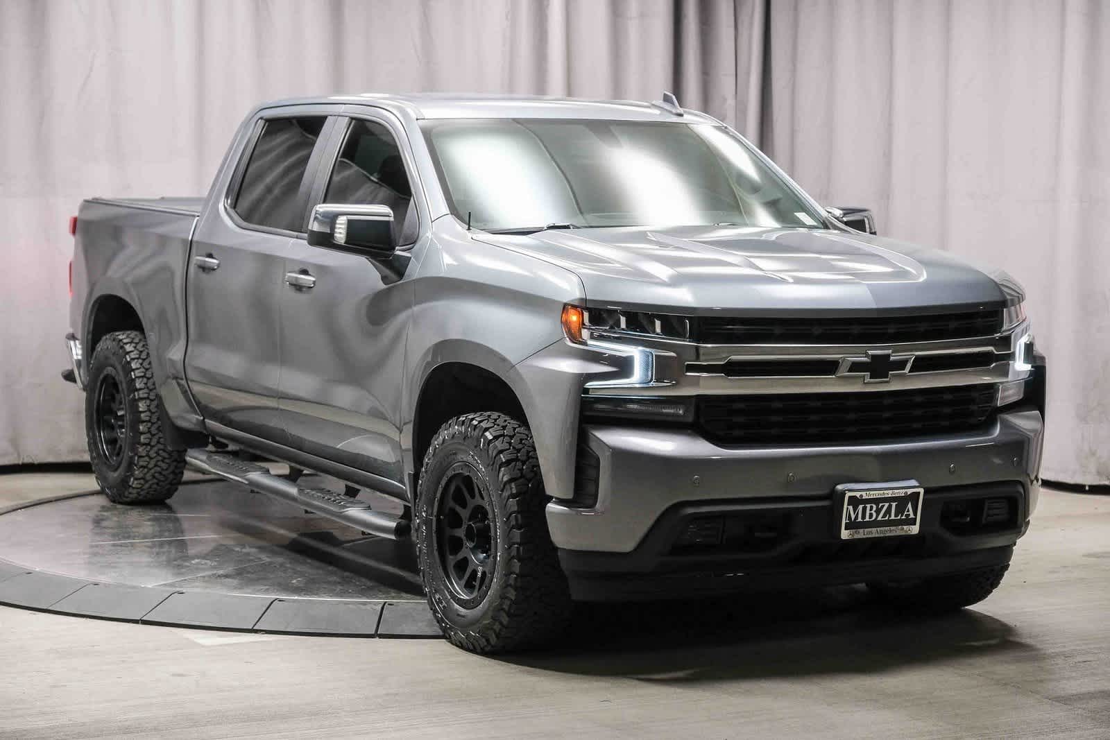 Thumbnail: 2020 Chevrolet Silverado 1500 - 3