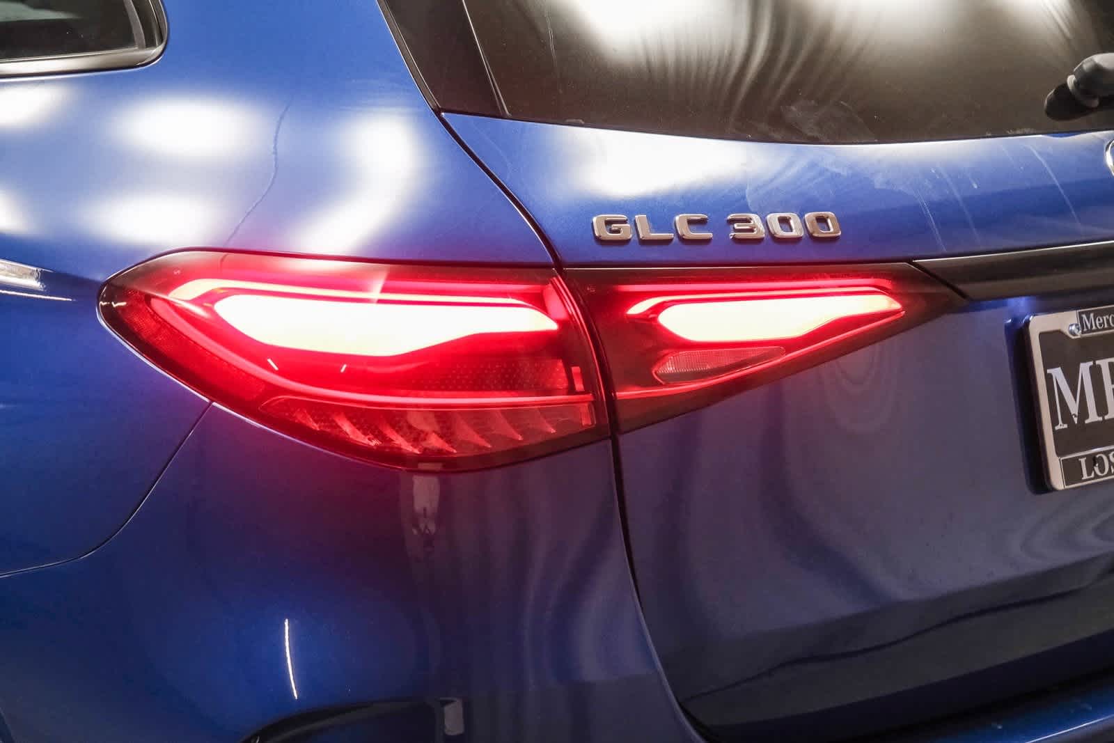 Thumbnail: 2023 Mercedes-Benz GLC - 7