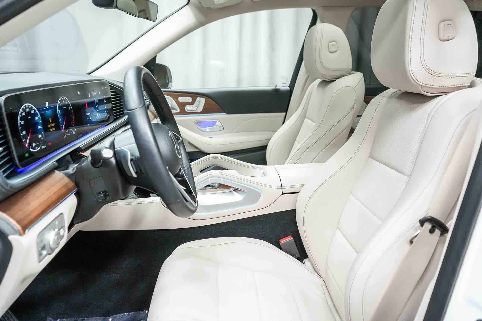 Thumbnail: 2025 Mercedes-Benz GLS - 17