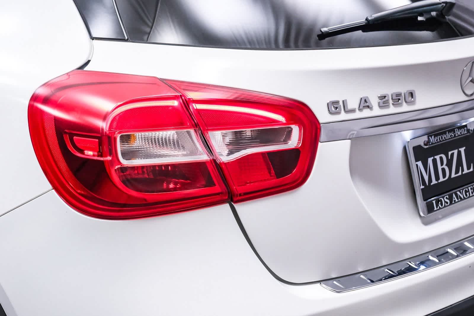 Thumbnail: 2019 Mercedes-Benz GLA - 7