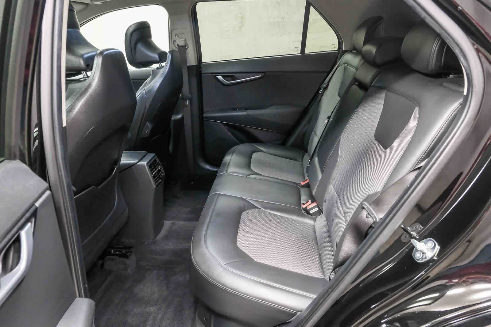 Thumbnail: 2023 Kia Niro - 20