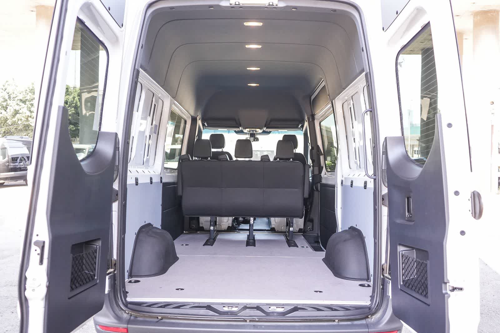 Thumbnail: 2026 Mercedes-Benz Sprinter - 30