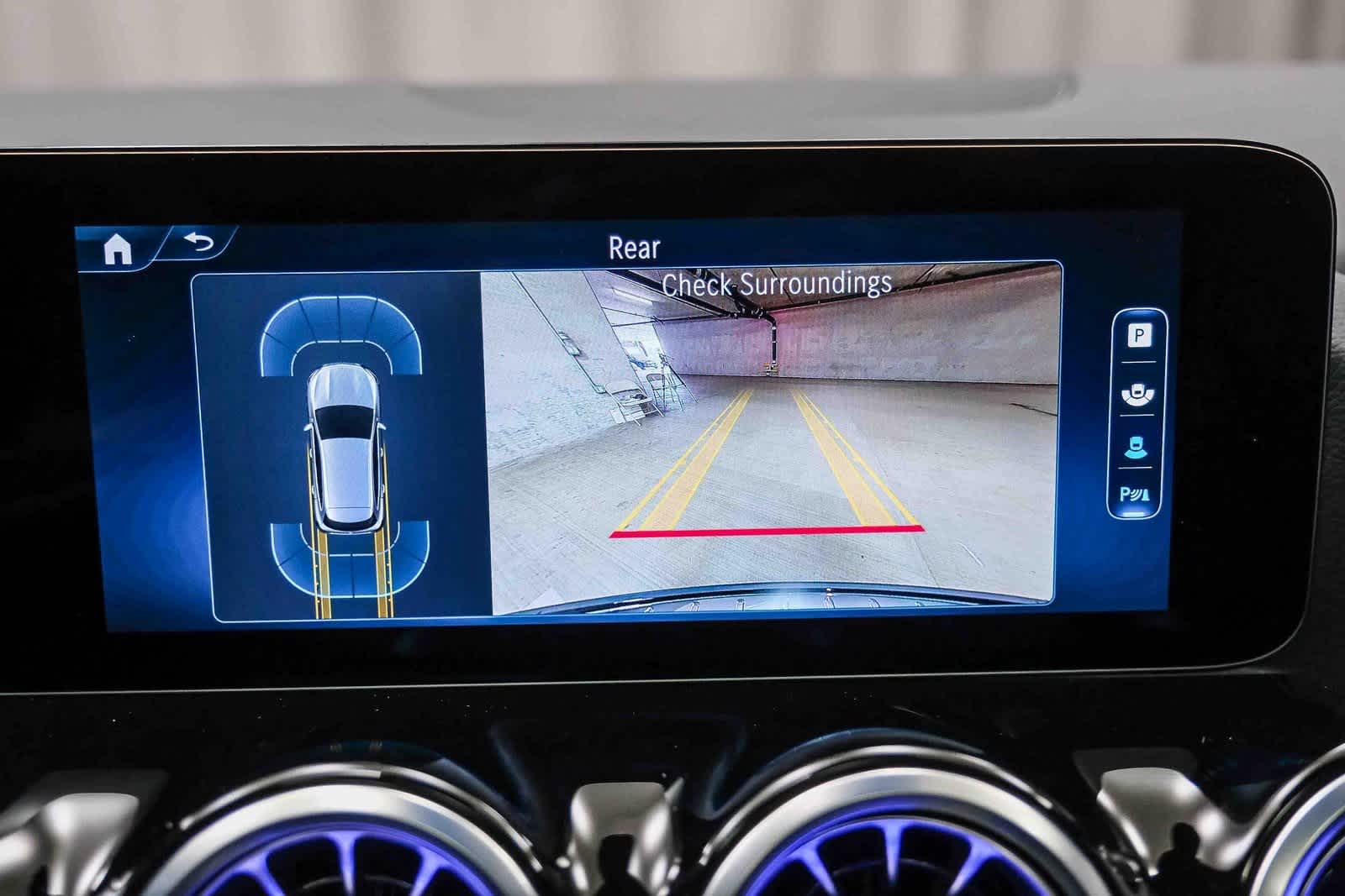 Thumbnail: 2025 Mercedes-Benz GLA - 26