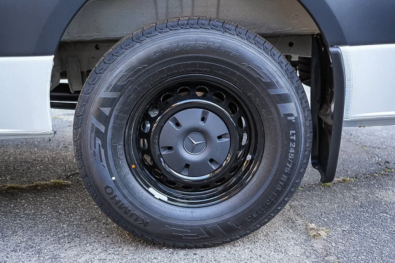 Thumbnail: 2026 Mercedes-Benz Sprinter - 10