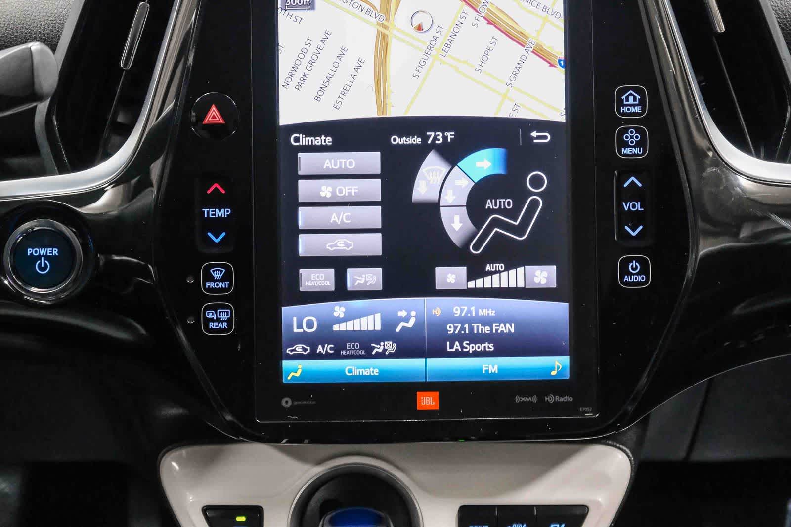 Thumbnail: 2017 Toyota Prius Prime - 18