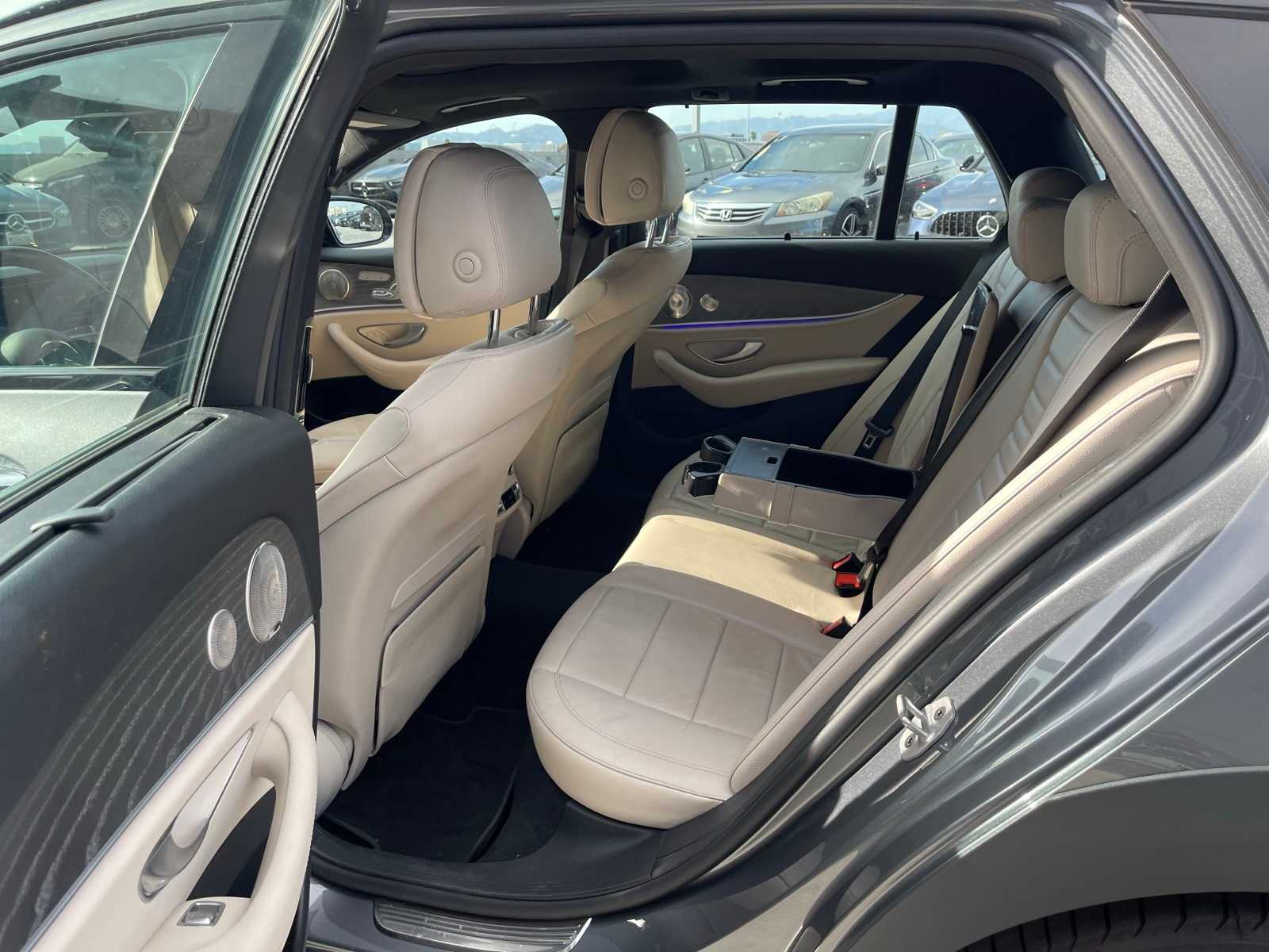 Thumbnail: 2021 Mercedes-Benz E-Class - 6