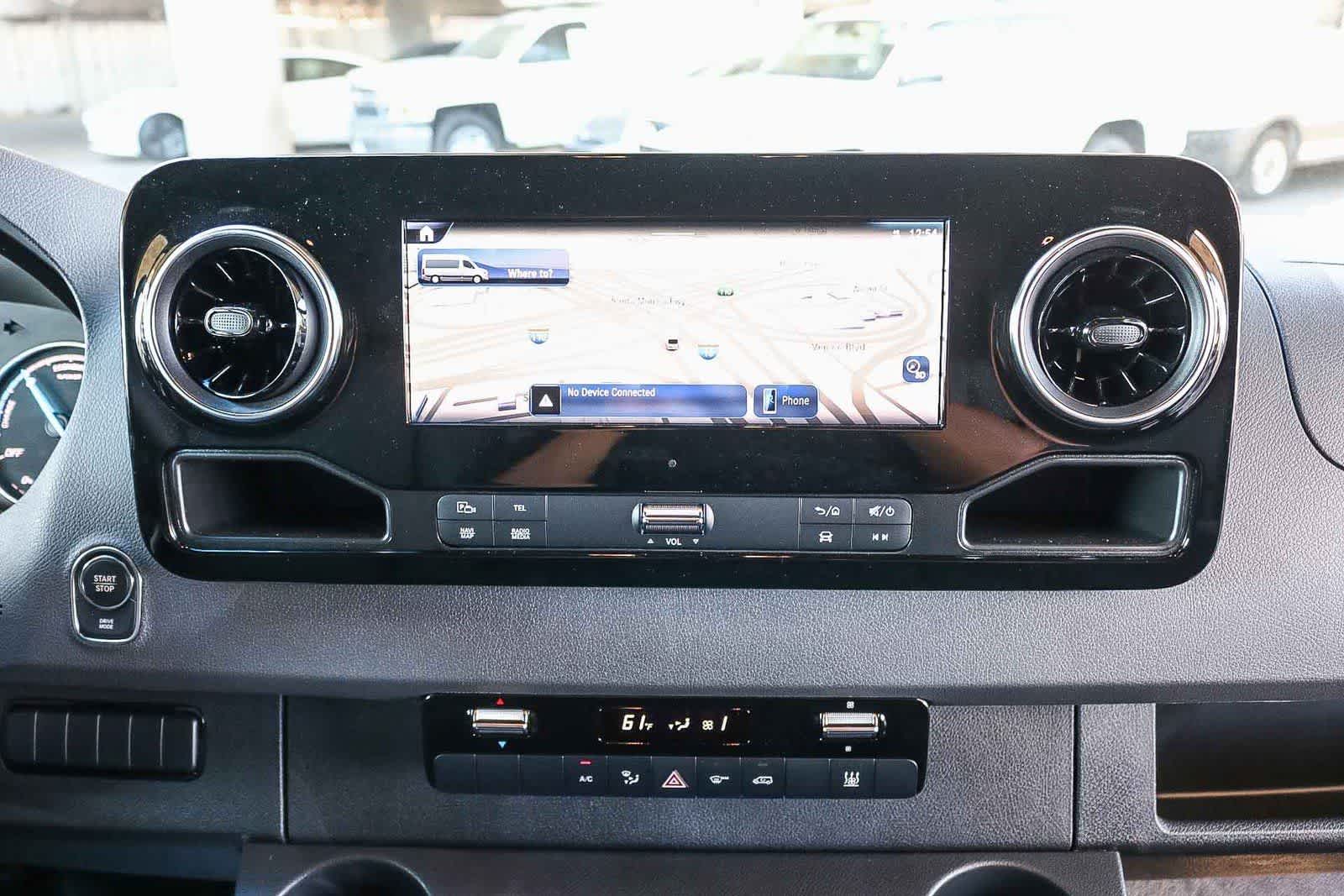 Thumbnail: 2024 Mercedes-Benz eSprinter - 14