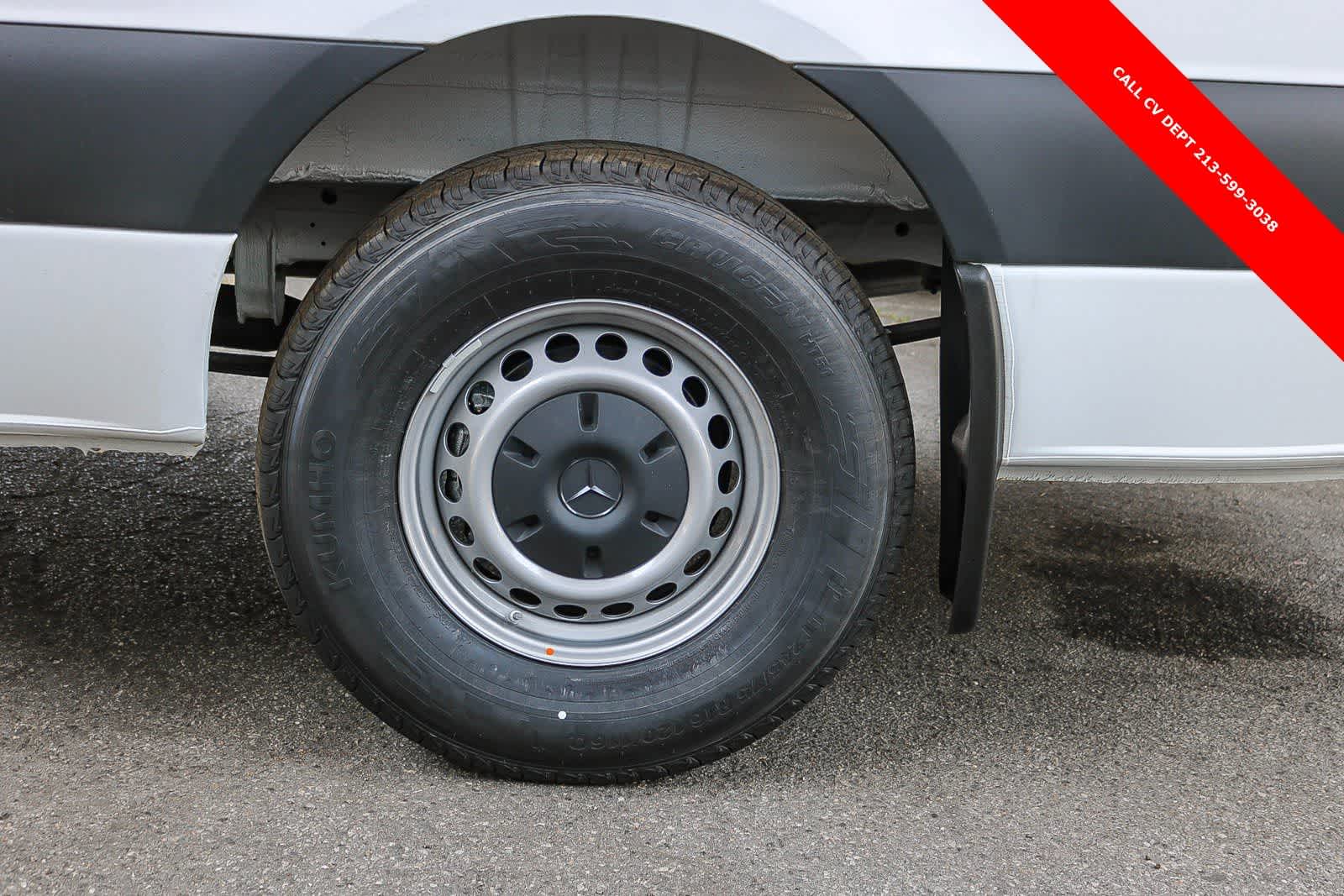 Thumbnail: 2024 Mercedes-Benz Sprinter - 11