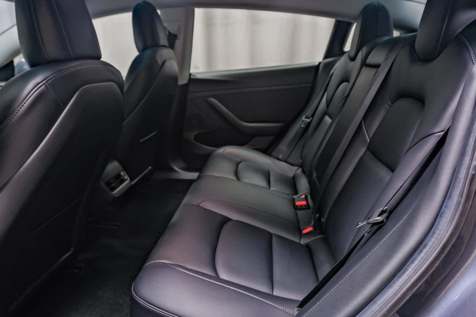 Thumbnail: 2021 Tesla Model 3 - 16