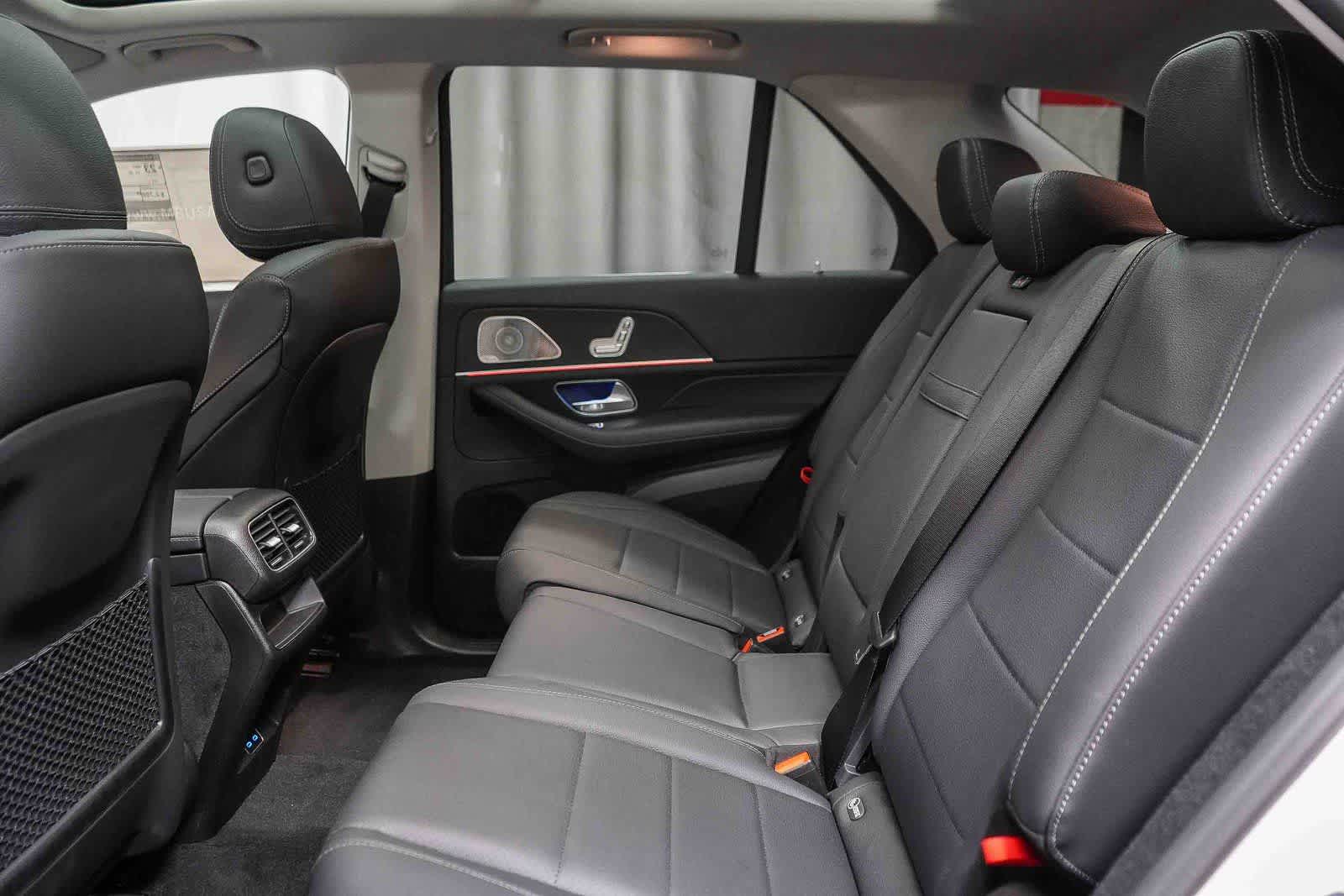 Thumbnail: 2026 Mercedes-Benz GLE - 18