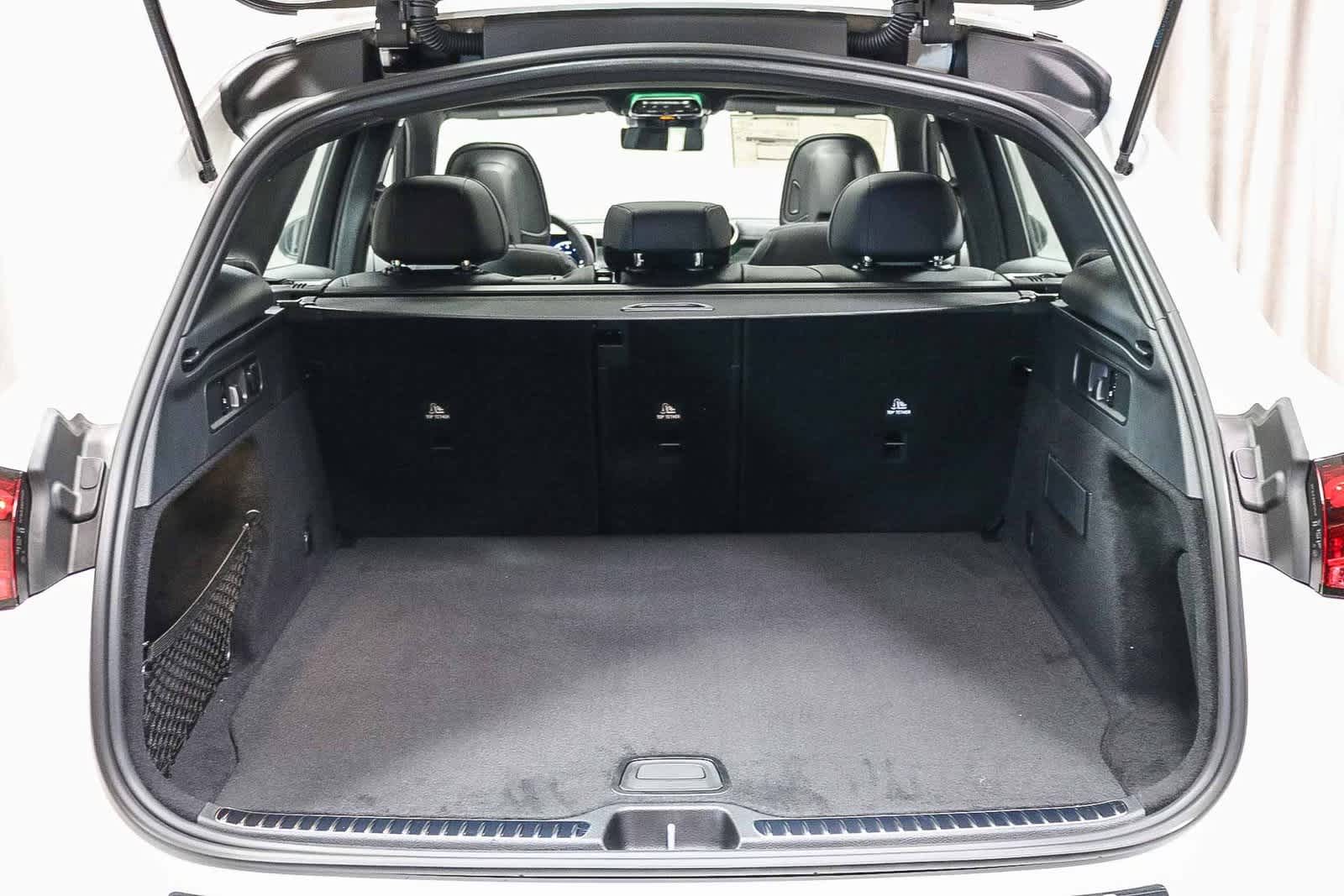 Thumbnail: 2026 Mercedes-Benz GLC - 25