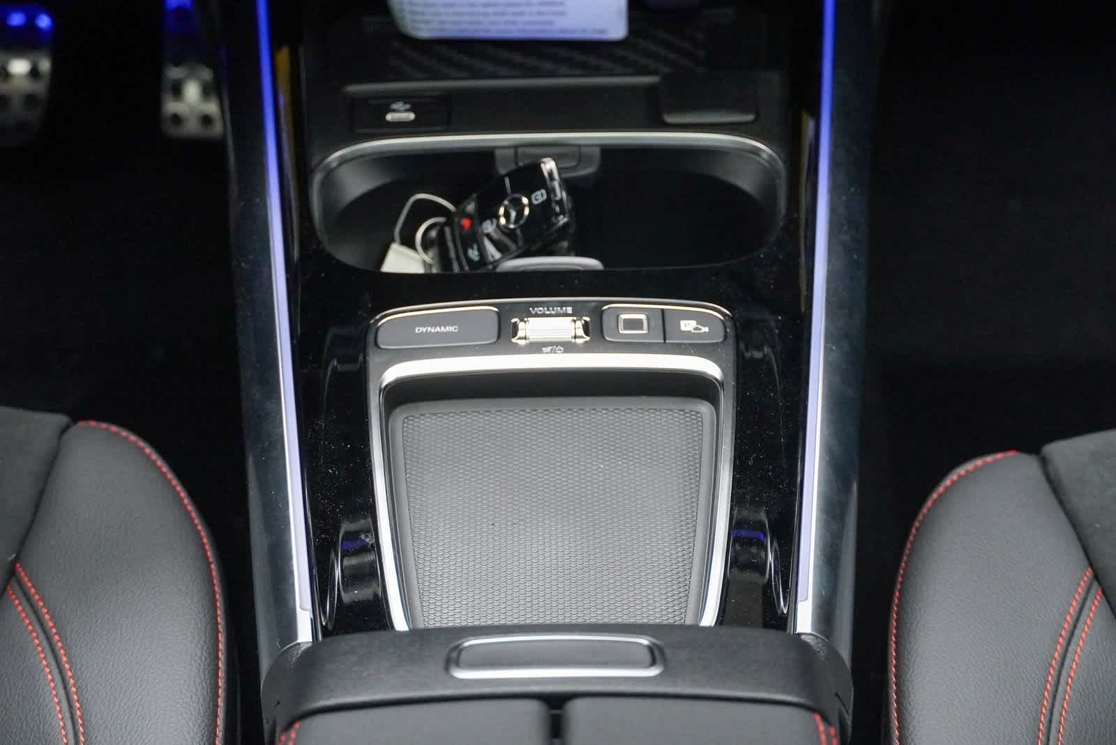 Thumbnail: 2025 Mercedes-Benz GLA - 16