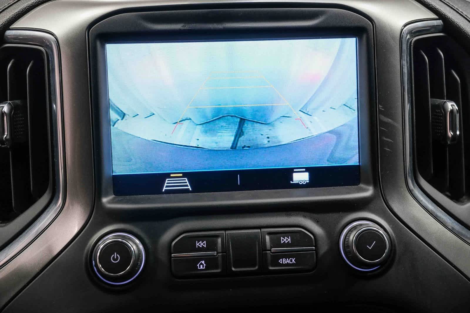 Thumbnail: 2020 Chevrolet Silverado 1500 - 26