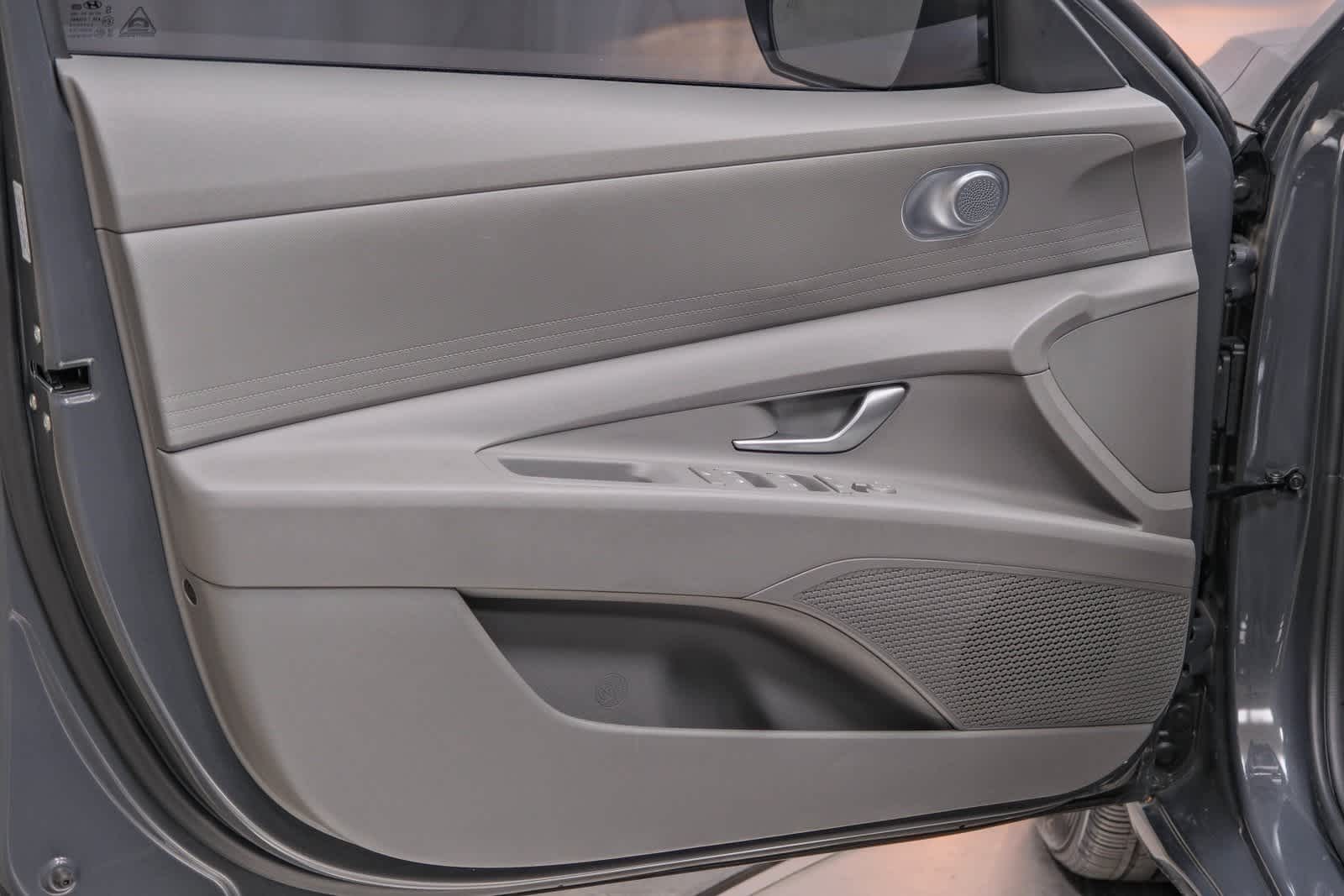 Thumbnail: 2023 Hyundai Elantra - 21