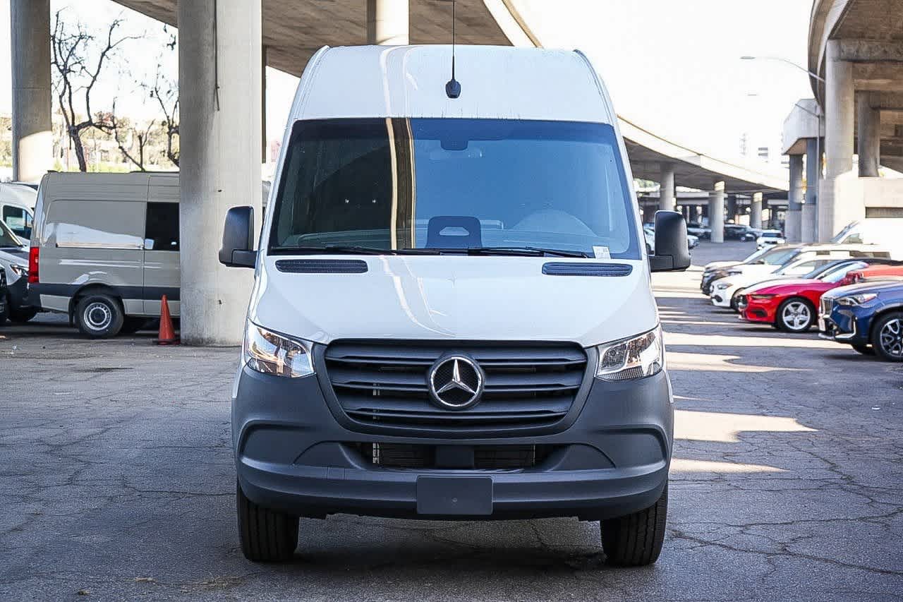 Thumbnail: 2026 Mercedes-Benz Sprinter - 2