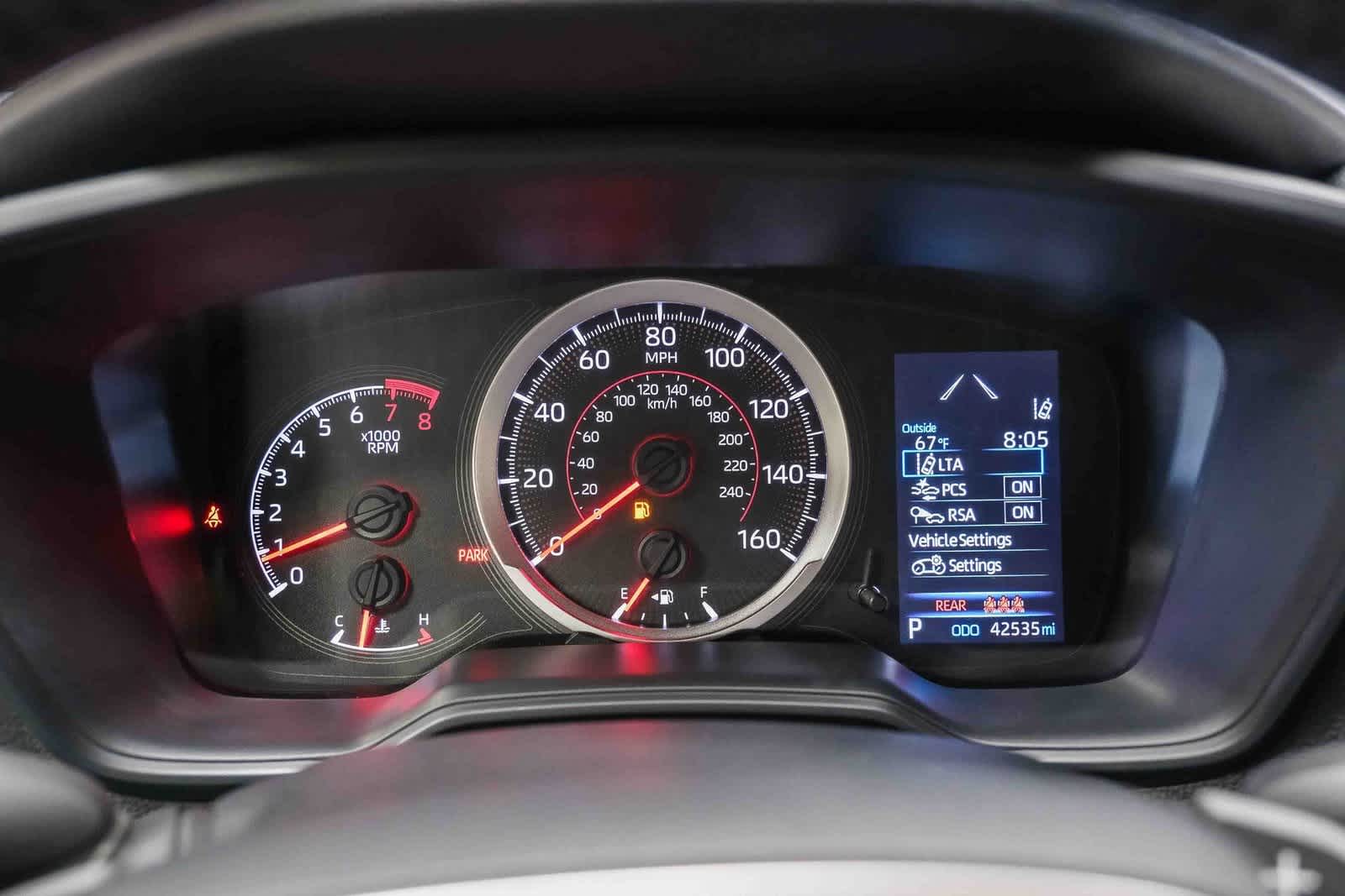 Thumbnail: 2022 Toyota Corolla - 23