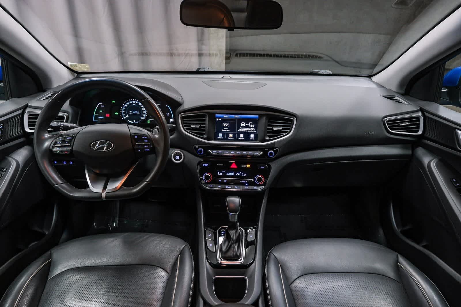 Thumbnail: 2018 Hyundai Ioniq - 13
