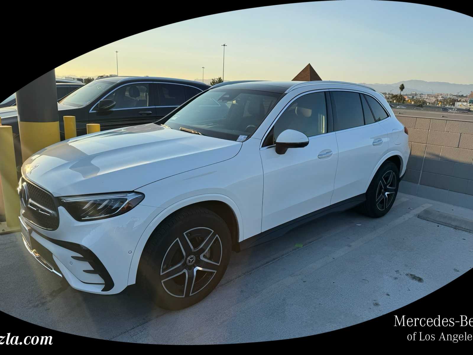 Thumbnail: 2025 Mercedes-Benz GLC - 1