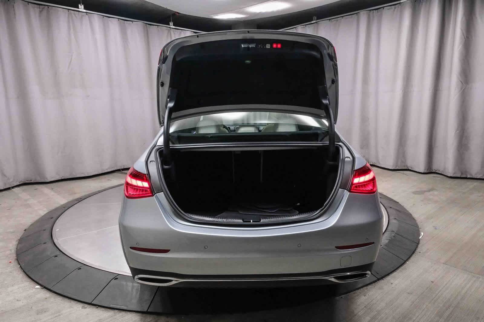 Thumbnail: 2025 Mercedes-Benz C-Class - 25