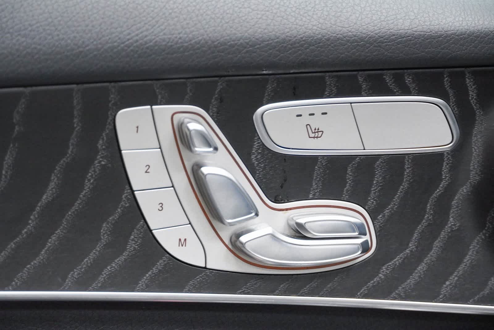 Thumbnail: 2017 Mercedes-Benz GLC - 22
